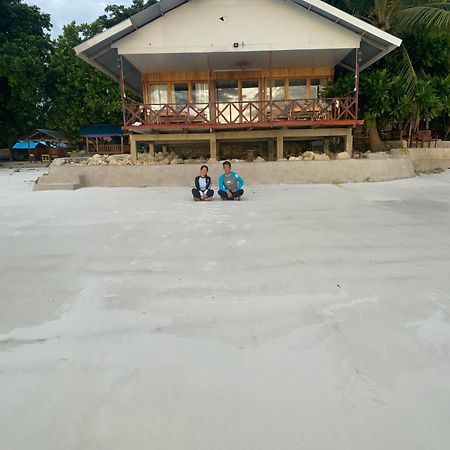 Yohana Cottage Tual Εξωτερικό φωτογραφία
