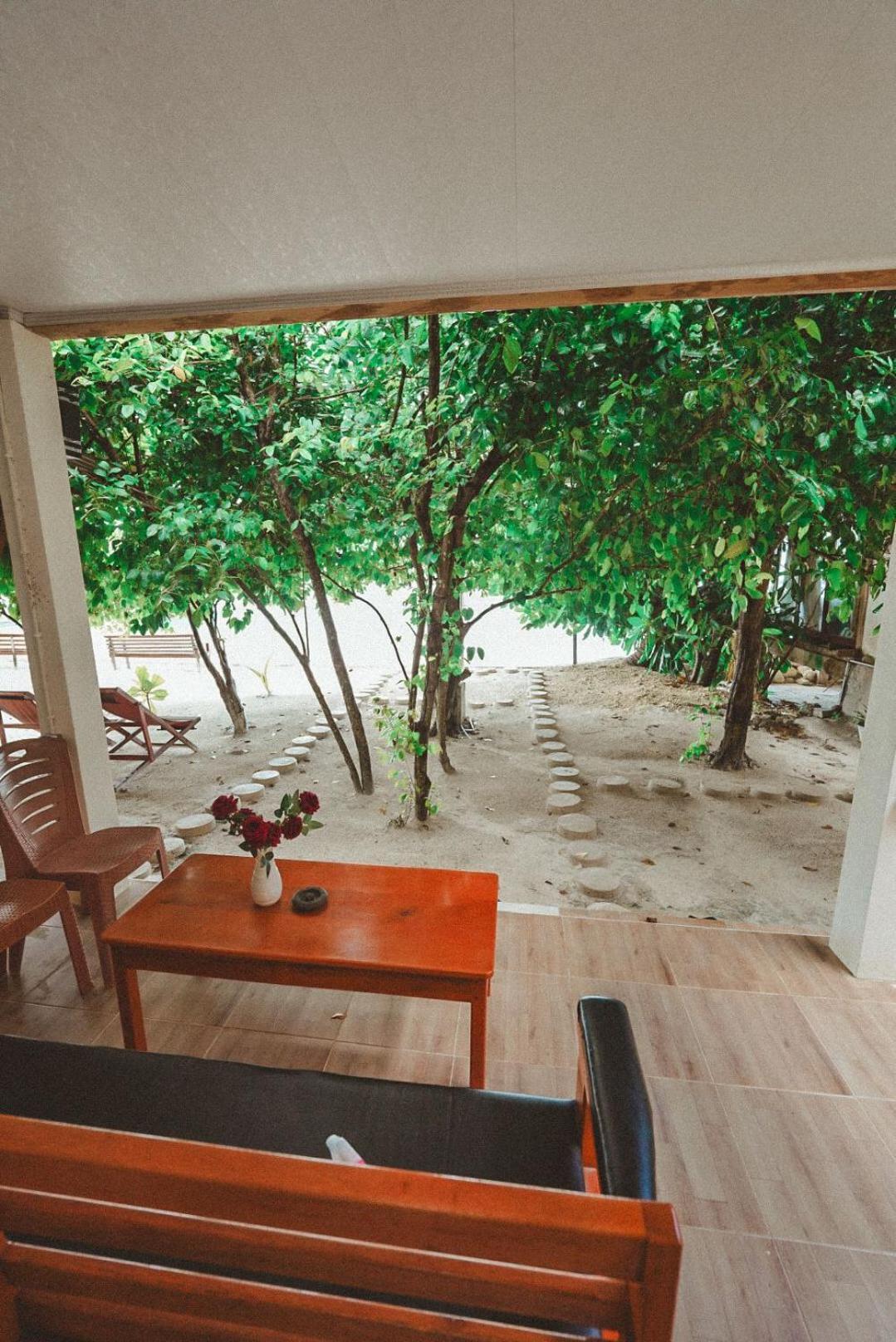 Yohana Cottage Tual Εξωτερικό φωτογραφία
