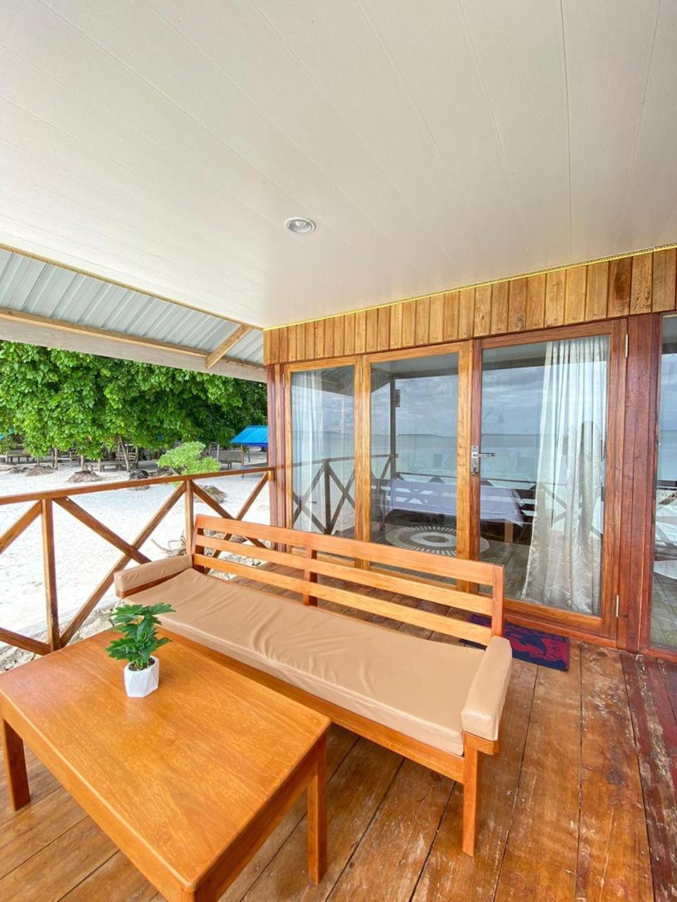 Yohana Cottage Tual Εξωτερικό φωτογραφία